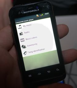 Musikkspilleren i Motorola Defy Mini.