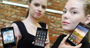 LG tyvstarter på lanseringsfesten