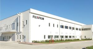 Fujifilm åpner ny fabrikk