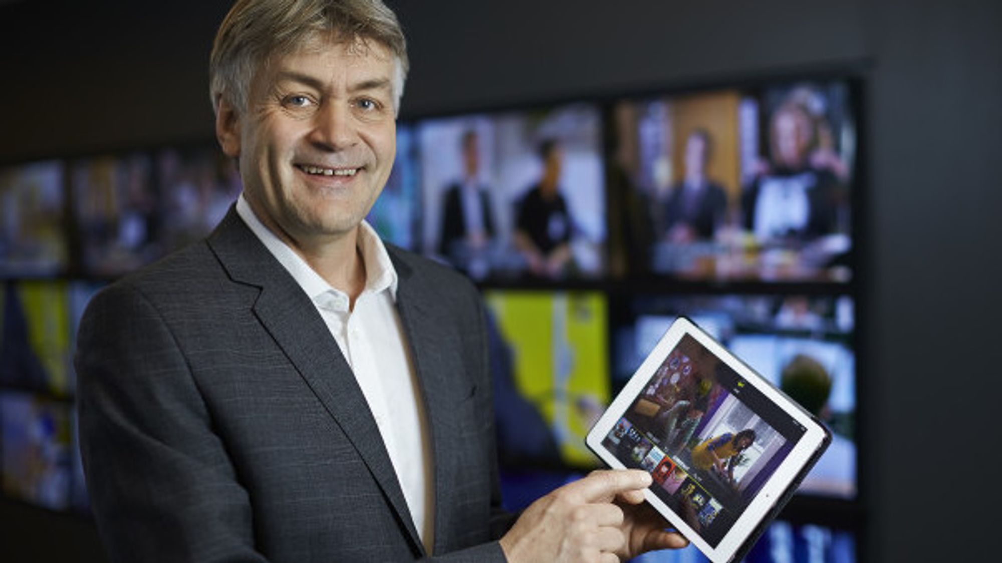 TDC Get-sjef i Norge, Gunnar Evensen, er endelig klar med mobiltjenester for det norske markedet. Kunder som kjøper bredbånd, TV og mobil får doblet mobildatapakken.