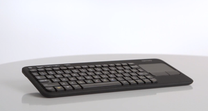 Dette tastaturet gir deg full kontroll i TV-stuen