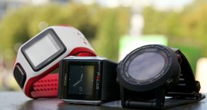 Polar V800 mot TomTom Runner Cardio og Garmin Fenix 2