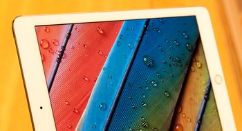 Se video av Apples nye nettbrett i bruk