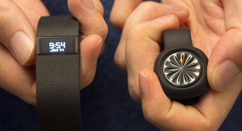 Test: Fitbit Charge og Jawbone UP Move