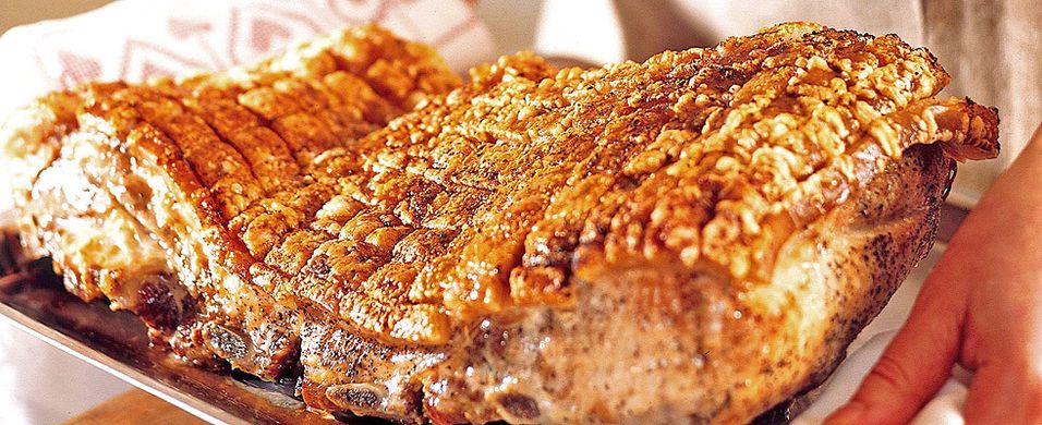 Saftig Ribbe Med Godt Tilbehør