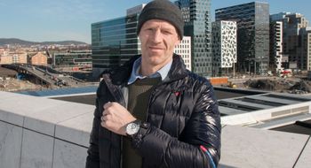 Alpina Horological Smartwatch Sveitsisk urmaker hiver seg på smartklokke-bølgen