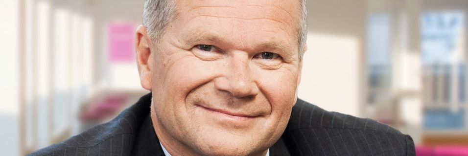 Europa-sjef Robert Andersson i Teliasonera mener det er på høy tid å gjøre noe med markedsandelen til Telenor i Norge.