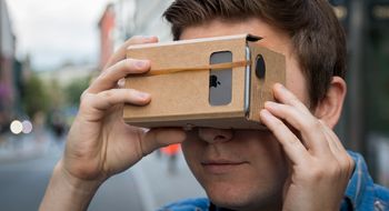 Test: Clas Ohlson: VR-brille for smartphone
