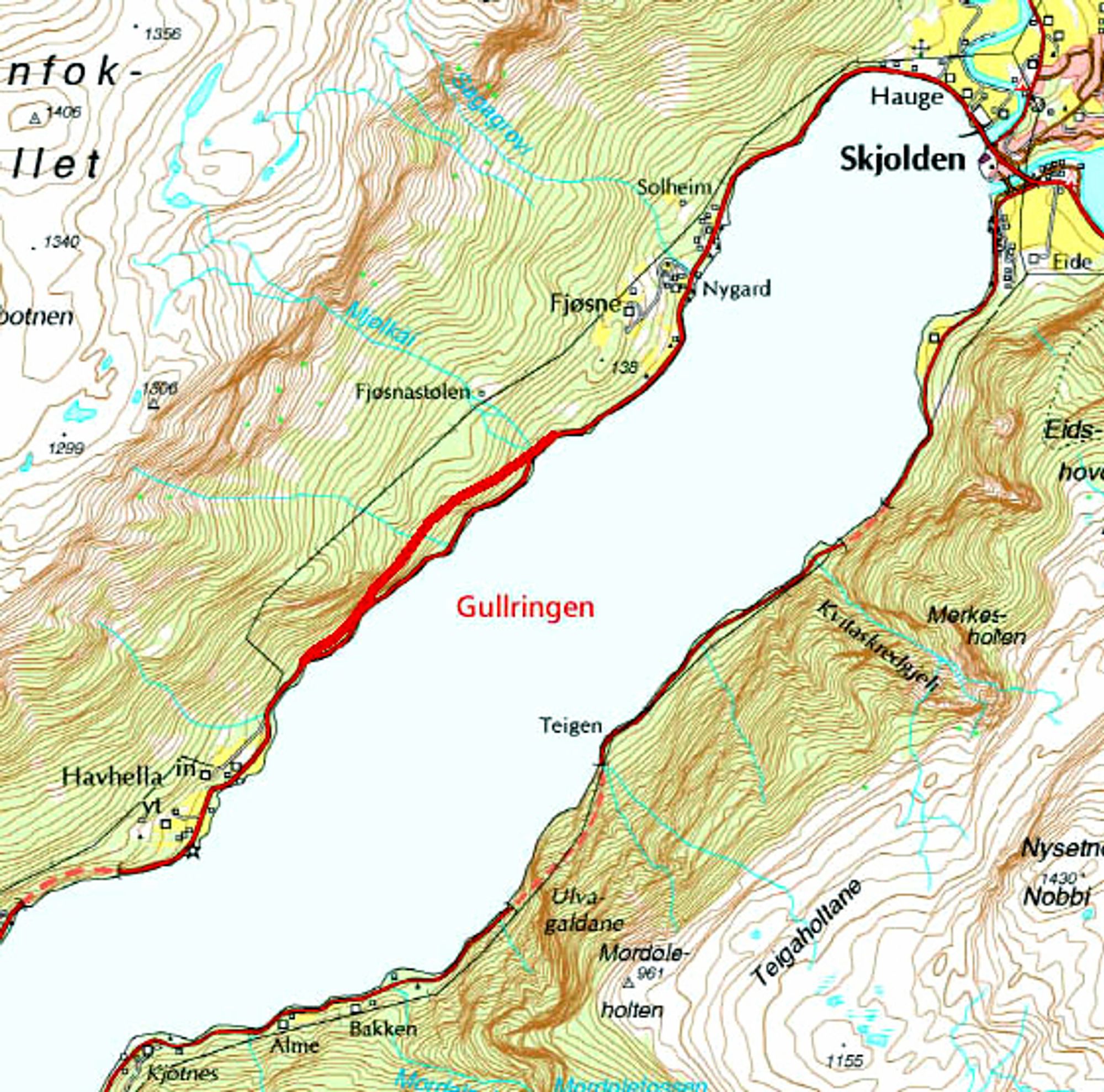 Avstanden er kort fra tunnelen til den planlagte cruisehavnen i Skjolden hvor det er meningen å dumpe mesteparten av sprengsteinen.