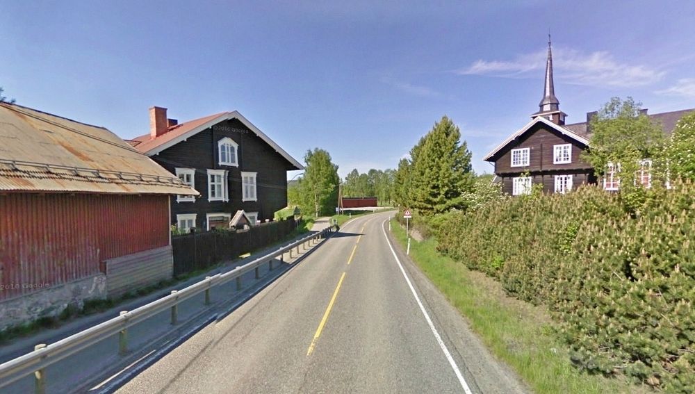 En stor del av de 72 000 tonn asfalt som skal legges i området Sør-Hedmark Solør går til riksveg 2. Bildet er fra Heradsbygd sør i Elverum kommune. (Foto: Google)