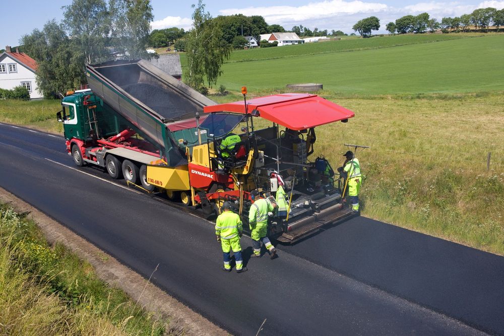 38 asfaltkontrakter ute på anbud