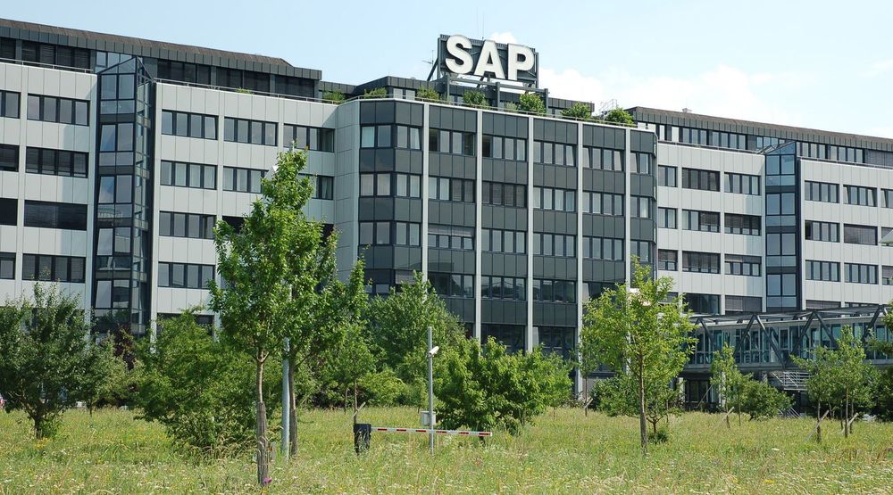 Oracle krever ny rettssak mot SAP, etter å ha fått erstatningssummen redusert med over en milliard dollar.