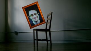 Bjørnson-akademiet gir Snowden-pris til tom stol
