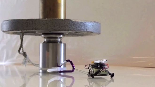 Miniroboten trekker 20.000 ganger sin egen vekt