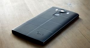 LG V10 LG V10 har premium-følelse så det holder