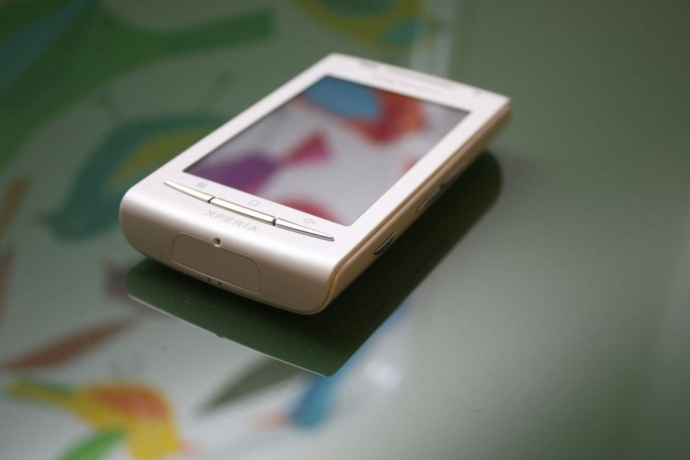 Slik oppdaterer du Sony Ericsson X8
