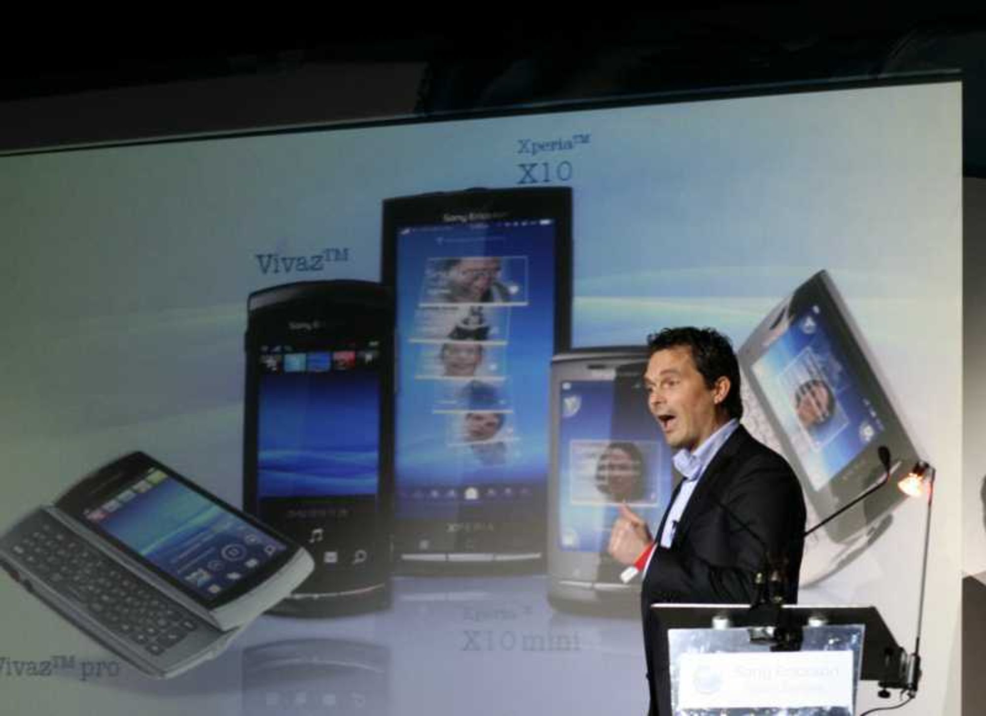 2 gamle, 3 nye fra Sony Ericsson Tu.no To nye fra Sony Ericsson Tu.no