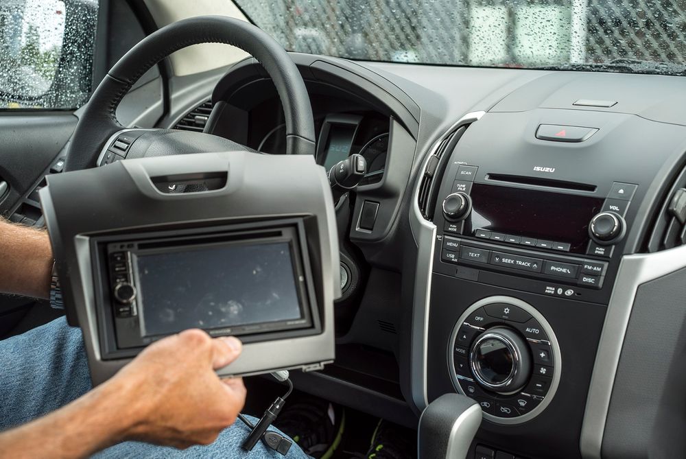 Slik kan bilen din få DAB+, ryggekamera og navigasjon Tu.no Slik får du DAB+ i bilen Tu.no