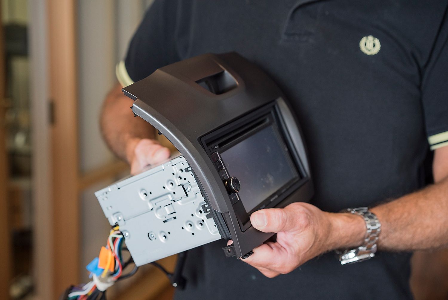 Slik kan bilen din få DAB+, ryggekamera og navigasjon Tu.no