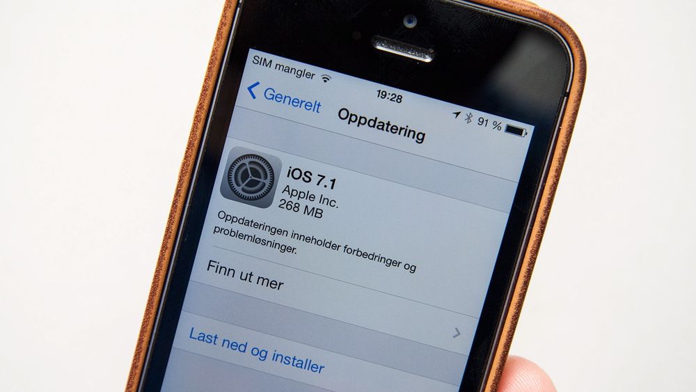 iOS kan oppdateres til versjon 7.1. Denne oppdateringen gir enhetene noen nye funksjoner. 