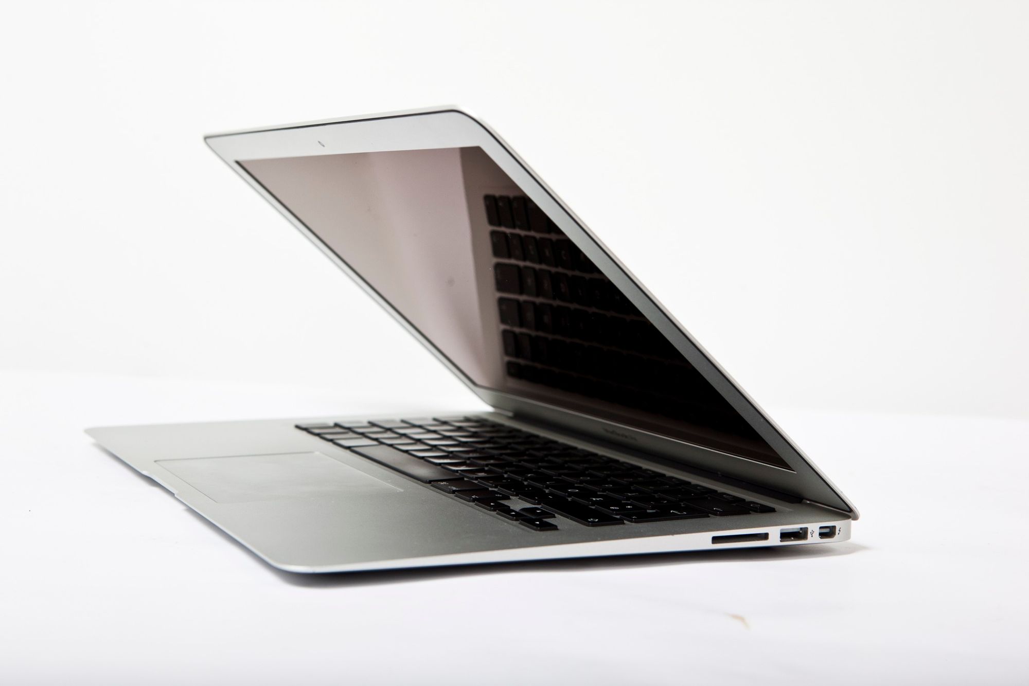 TEST: Macbook Air 13-tommer - Tu.no