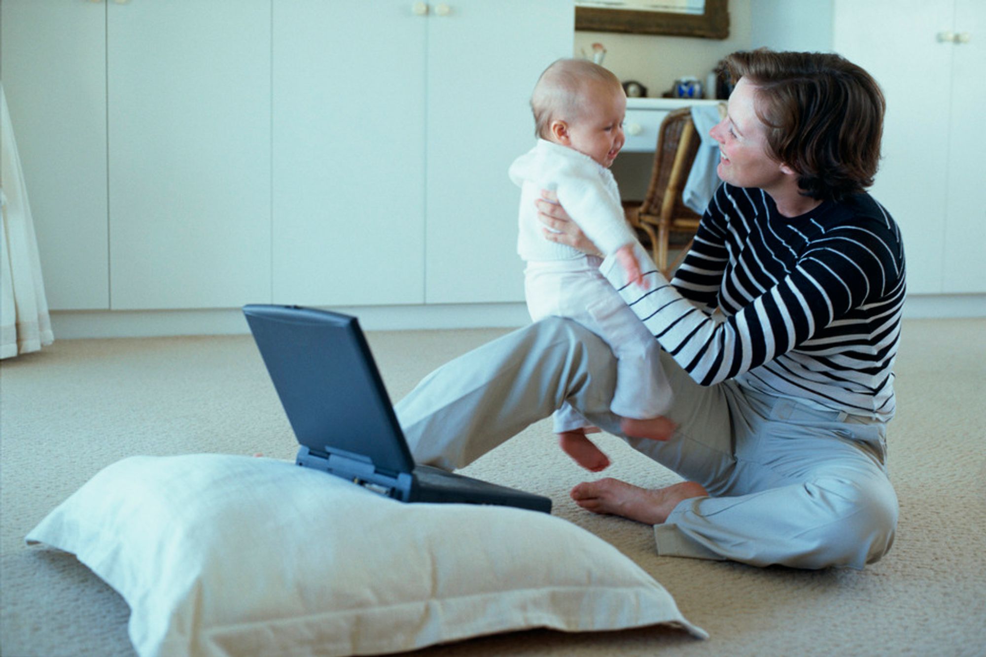DEBATT: Vil mødre heller bruke tid med barna enn på jobb?