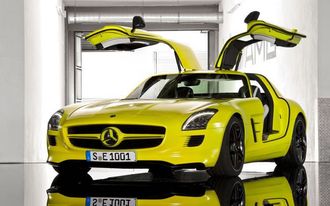 Elbil er ingen ny øvelse for Mercedes-Benz. De viste frem ekstrembilen SLS AMG E-Cell allerede i 2009. (Foto: Daimler) 