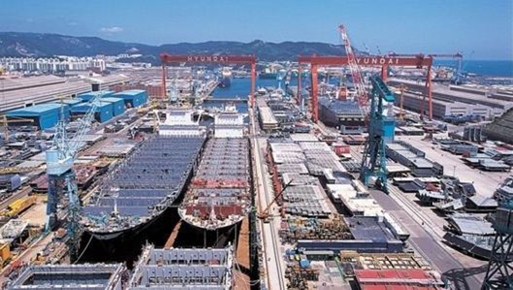 STOR FORSKJELL: Hyundai Heavy Industries er ev verdens sktørste skipsbyggere og har verdens største anlegg for å bygge flytende produksjonplattformer. Hittil har de bygget mer enn 15 FPSO-er.