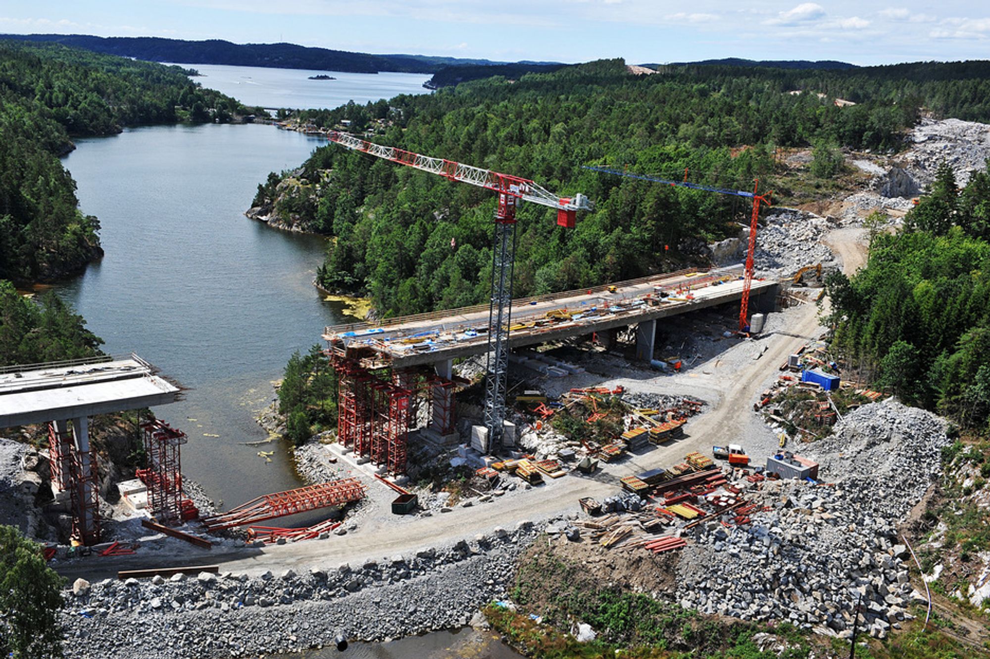 Med en bevilgning på 40 millioner kroner til strekningen Sky - Langangen, kan man komme lenger på målet om kontinuerlig 4-felts vei mellom Oslo og Kristiansand.