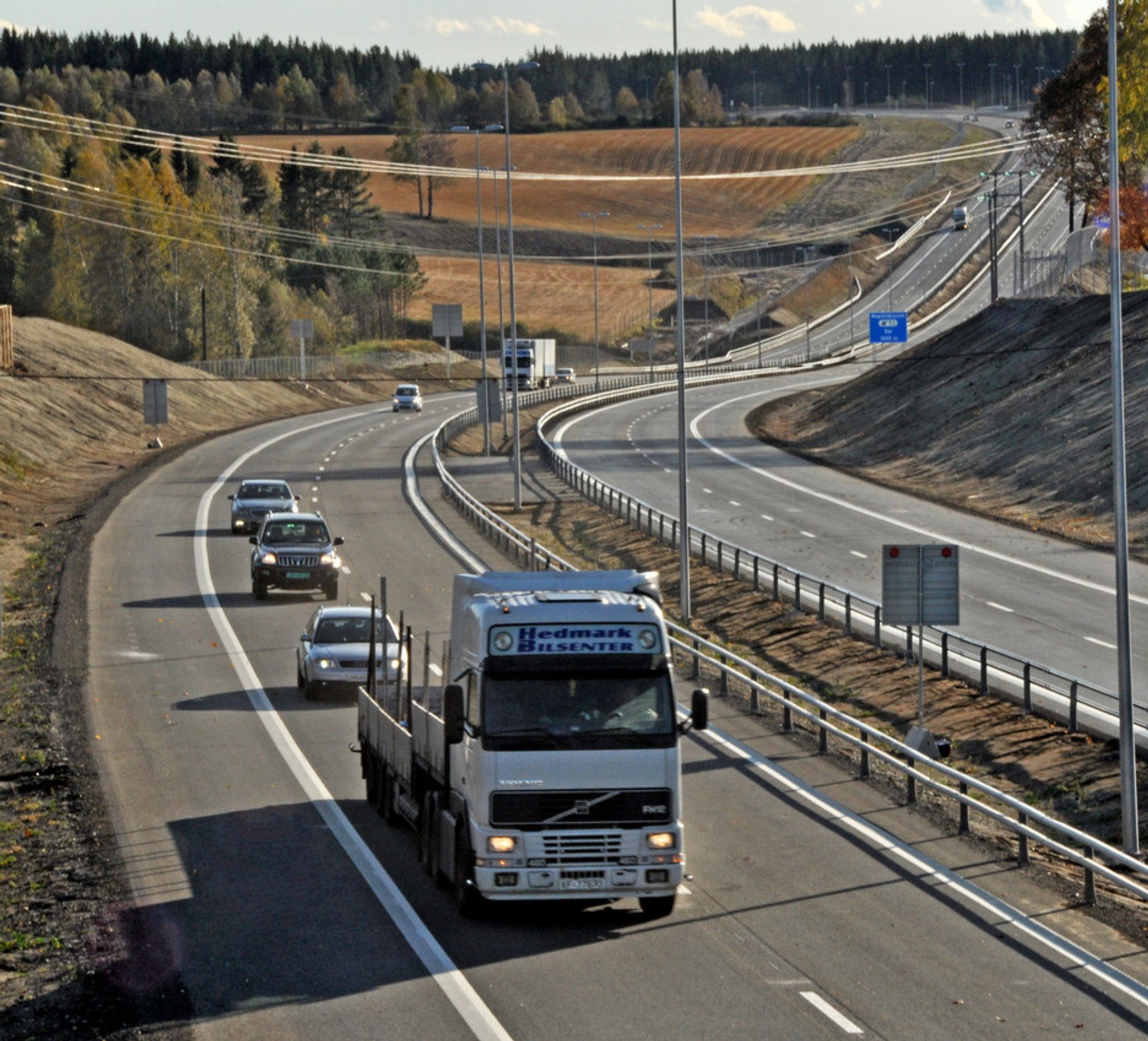 IKKE TELEHIVSKADER: Ifølge Statens vegvesen skal det ikke være telehivskader på nye E6 mellom Dal og Hovinmoen.
