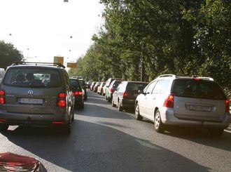 En eneste bil kan skape trafikkaos dersom bilene ligger tett. Bildet viser kø i Oslo.