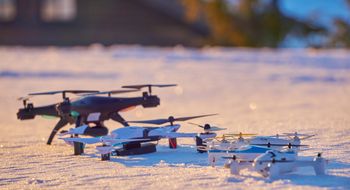 Droner med FPV-funksjonalitet
