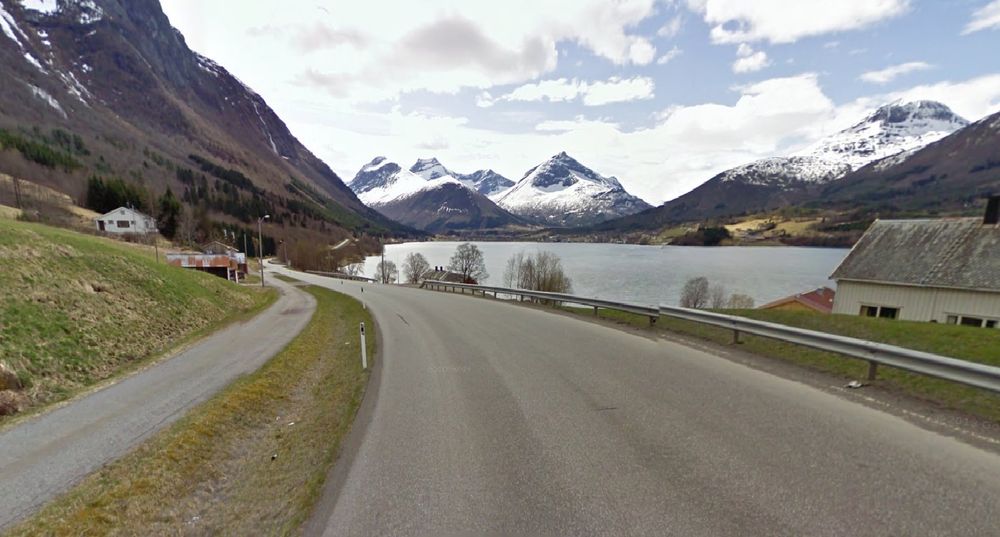 Arbeidet med å forbedre E136 rundt Tresfjorden ser ut til å bli mye dyrere enn de 20 millionene Statens vegvesen først satte av til arbeidet