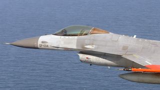 Ingen om bord: F-16 avslutter livet som drone