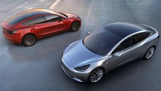Den kommende Tesla Model 3 blir tilgjengelig i to farger innledningsvis. Hvilke er ikke kjent.