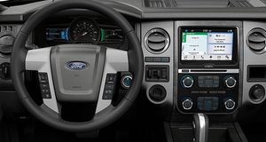 Apple CarPlay kjører for fullt, Android Auto har motorstopp