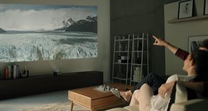 LGs nye mini-projektor kan vise et 80-tommers bilde på veggen fra bare 33 centimeter
