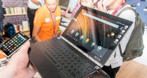 Lenovo Yoga Book Den sprøeste PC-en på IFA?