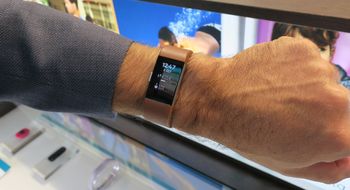 Fitbit Charge 2 og Flex 2 Slik er Fitbit Charge 2 og Flex 2