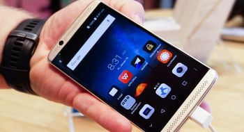 ZTE Axon 7 mini Nye ZTE Axon 7 mini skal ha super lyd