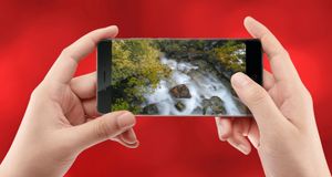 Dette er ZTEs nye «rammeløse» mobiltelefon