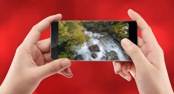 Dette er ZTEs nye «rammeløse» mobiltelefon