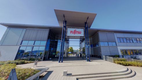 Fujitsu vurder å selge PC-businessen til Lenovo