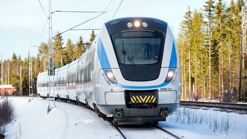 Foto: Kasper Dudzik. Sundsvall-Härnösand 20160126. Alstom Transport visar upp SL nya pendeltåg X60B och körning med ERTMS utrustning på Ådalsbanan.