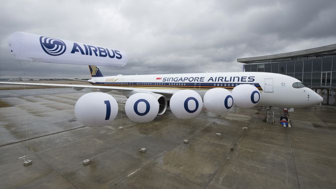 Singarpore Airlines mottok dette A350-flyet som samtidig var Airbus-fly nummer ti tusen. Neste år er flyselskapet lanseringskunde på A350ULR.