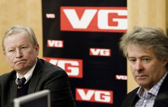 Torry Pedersen (t.h.) og Bernt Olufsen i 2011 - da førstnevnte overtok stafettpinnen som sjefredaktør og direktør i VG.