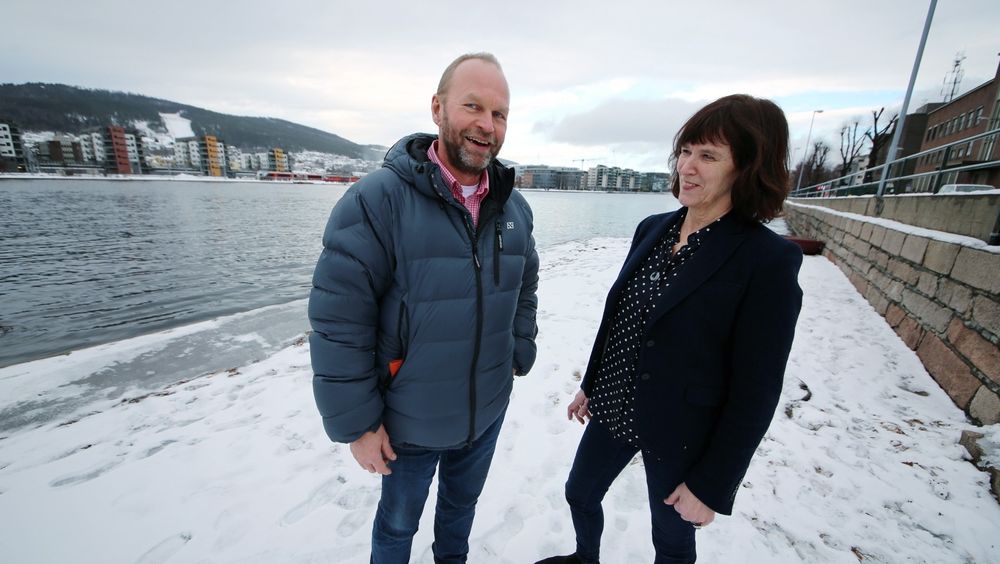 Sjefsingeniør Espen pettersen og styreleder Anne-Lise Lervåg i Vasshella har jobbet emd å få teknologien ut på markedet i ni år. e har vurdert å gi opp på veien, men ville likevel gjort det om igjen.