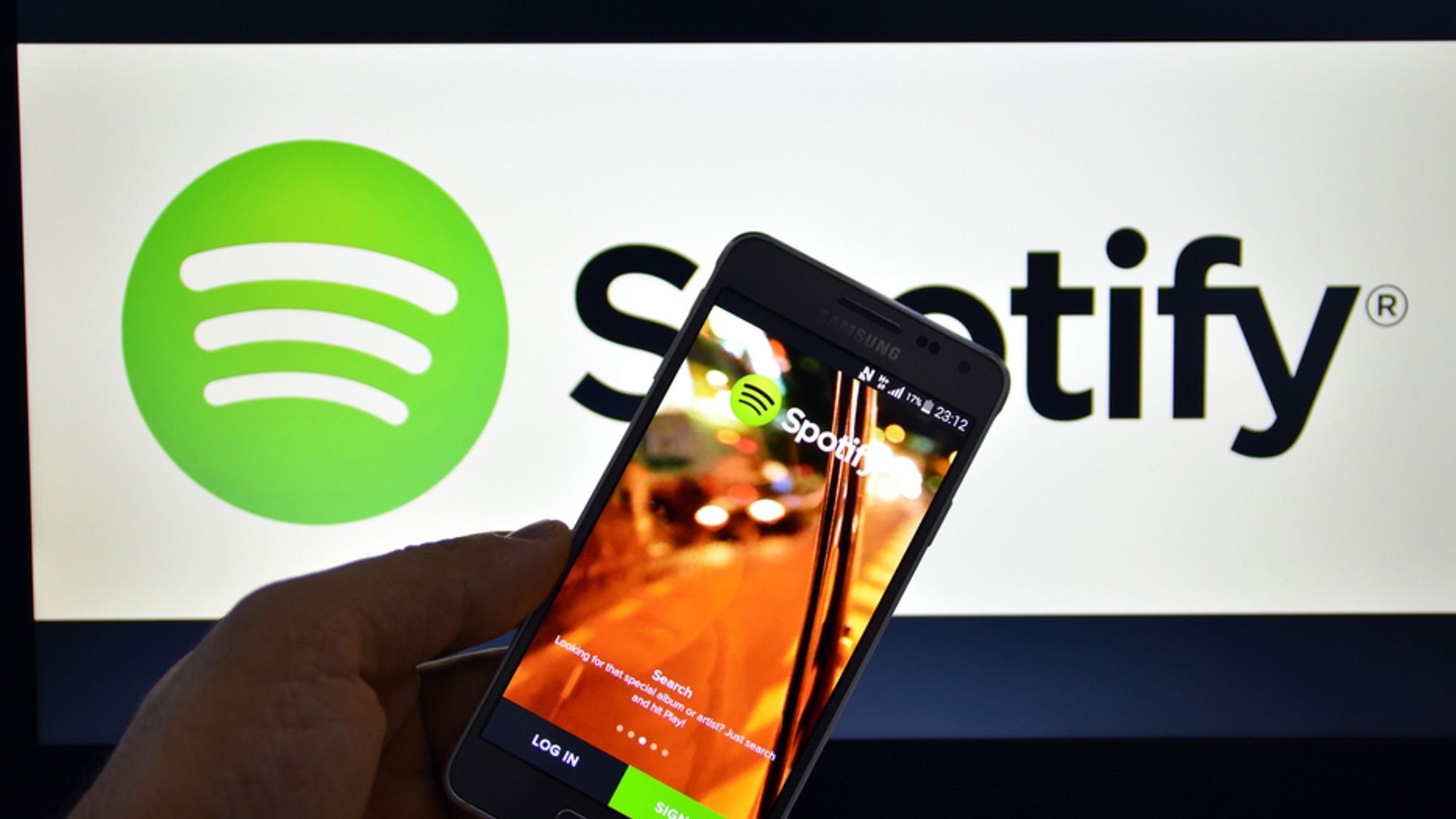 Apple har visstnok lyst til å bli kvitt gratis Spotify-strømming.