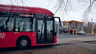 Under Zerokonferansen i november var det en ekskursjon med en av disse bussene til den nye Uno-X-hydrogenstasjonen i Sandvika i Bærum kommune.