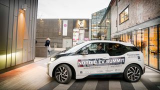 BMW om elbilens fremtid: Derfor blir byene stadig viktigere